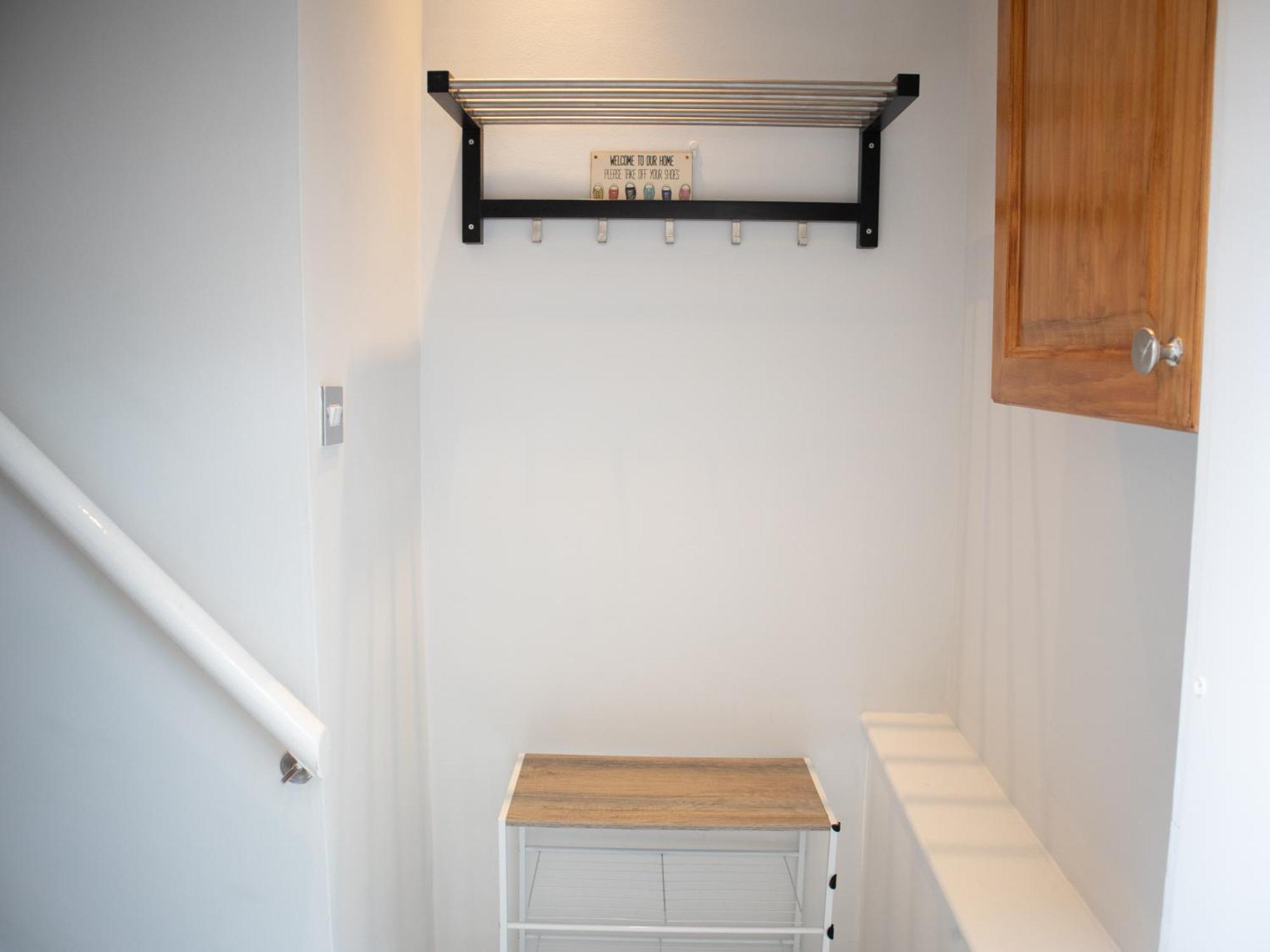 Appartamento Bright Private Terrace - Free Private Parking - Tv - Wifi - Netflix Croydon Esterno foto